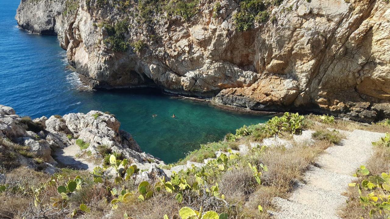 فيلا Mediterranean تيراسيني المظهر الخارجي الصورة
